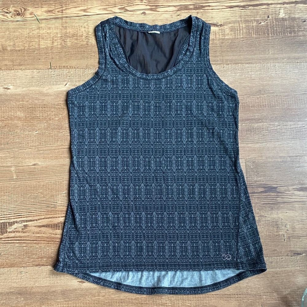 CALIA by Carrie Underwood Black Patterned Tank Top. Size Large.